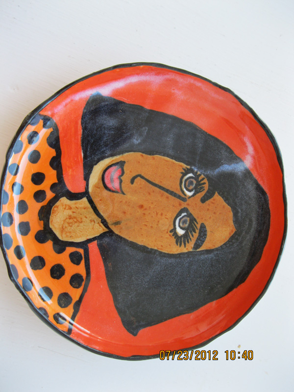 7" Round Plate Girl 7" Round Plate Girl